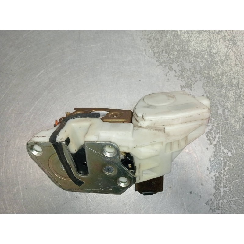 Recambio de motor cierre centralizado delantero izquierdo para mitsubishi galant berlina (ea0) 2500 v6 24v referencia OEM IAM   