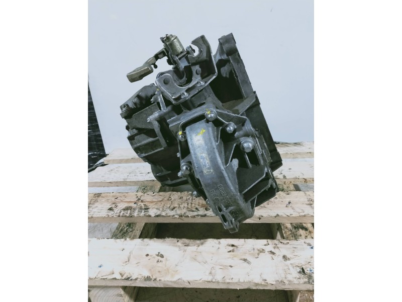 Recambio de caja cambios para opel astra gtc cosmo referencia OEM IAM M32502 34073H4 6V
