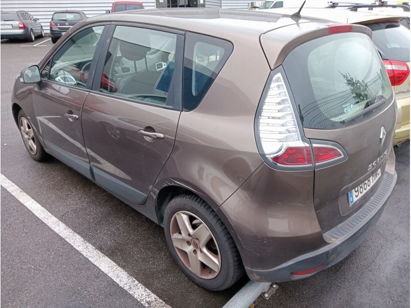 renault scenic iii del año 2012