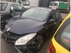 renault megane iii berlina 5 p del año 2010