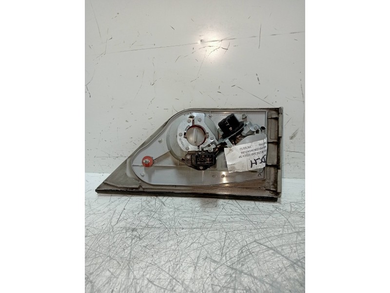 Recambio de piloto trasero derecho interior para bmw x3 (e83) 3.0d referencia OEM IAM   