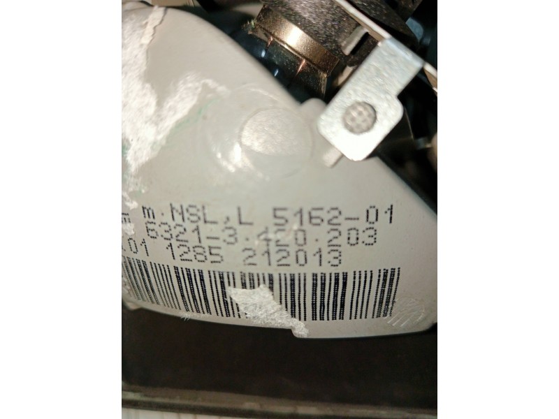 Recambio de piloto trasero izquierdo interior para bmw x3 (e83) 2.0d referencia OEM IAM 63213420203  