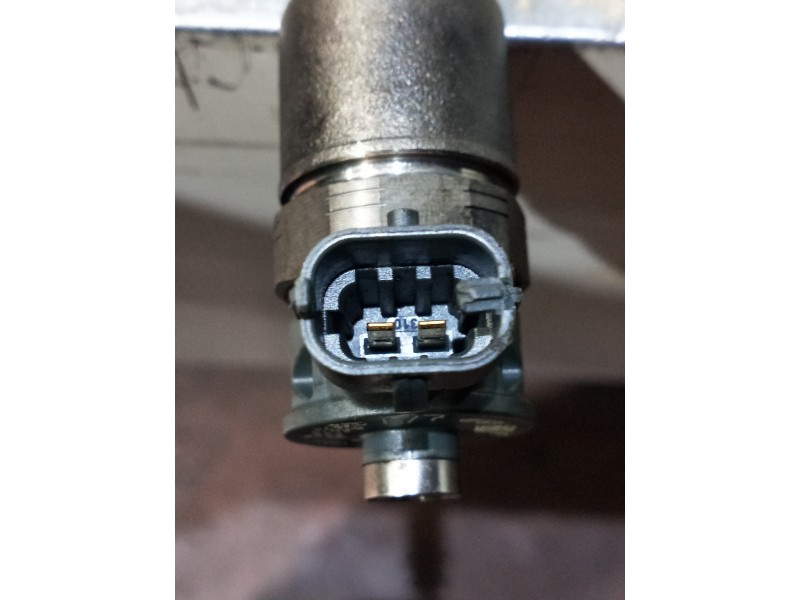 Recambio de inyector para kia cee´d sporty wagon drive referencia OEM IAM 0445110589 338002A610 BOSCH