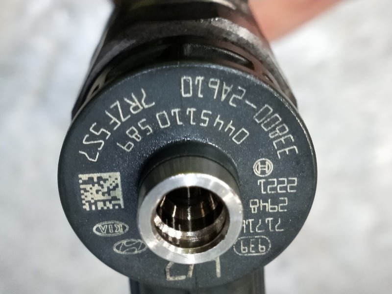 Recambio de inyector para kia cee´d sporty wagon drive referencia OEM IAM 0445110589 338002A610 BOSCH