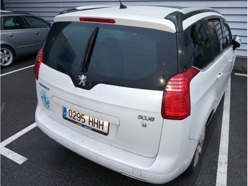 peugeot 5008 del año 2011