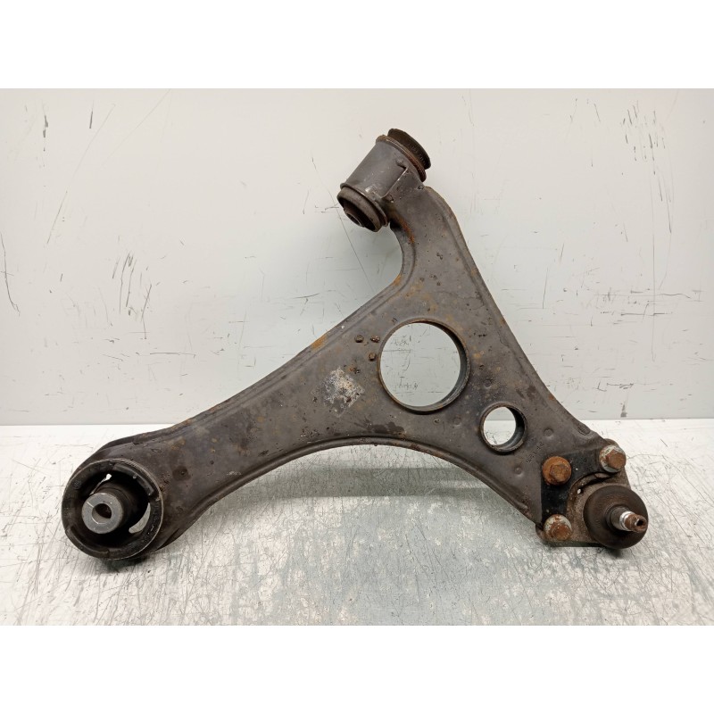 Recambio de brazo suspension inferior delantero izquierdo para mercedes clase a (w168) 160 (168.033) referencia OEM IAM   