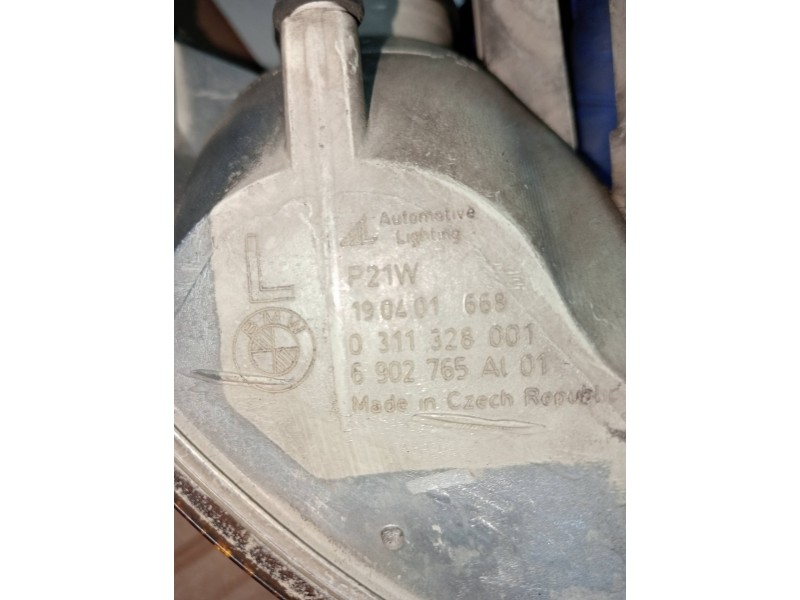 Recambio de piloto delantero izquierdo para bmw serie 3 berlina (e46) 320d referencia OEM IAM 6902765 1315106140 