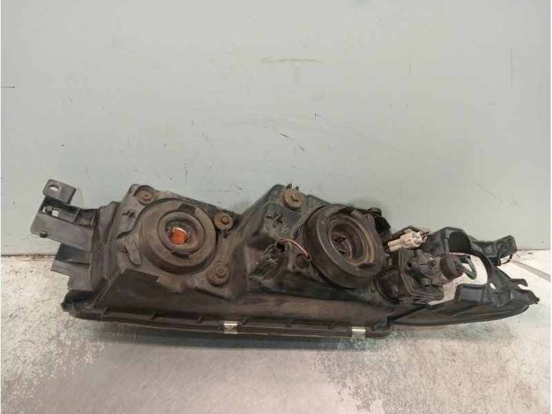 Recambio de faro derecho para mitsubishi galant berlina (ea0) 2500 v6 24v referencia OEM IAM   
