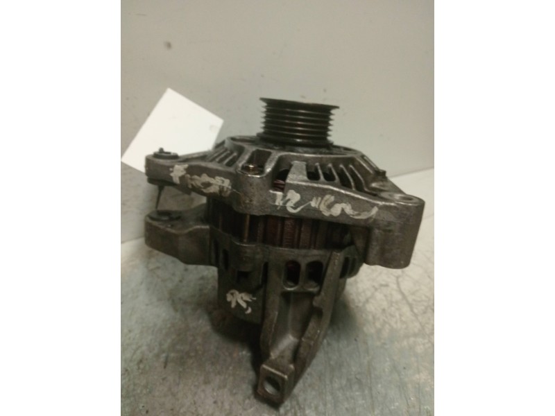 Recambio de alternador para ford fiesta berlina ghia referencia OEM IAM 97MF10300AA  