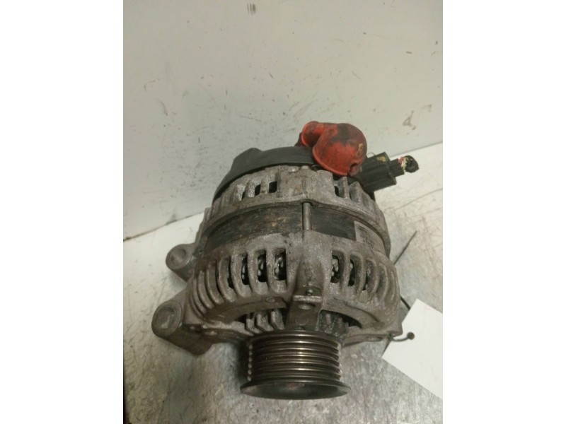 Recambio de alternador para land rover range rover sport v8 td se referencia OEM IAM 1042104651  