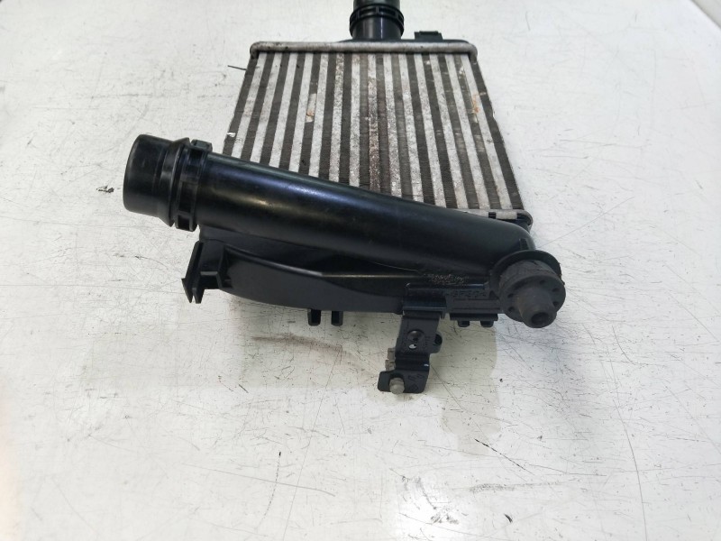 Recambio de intercooler para dacia sandero 0.9 tce cat referencia OEM IAM 144963014R  