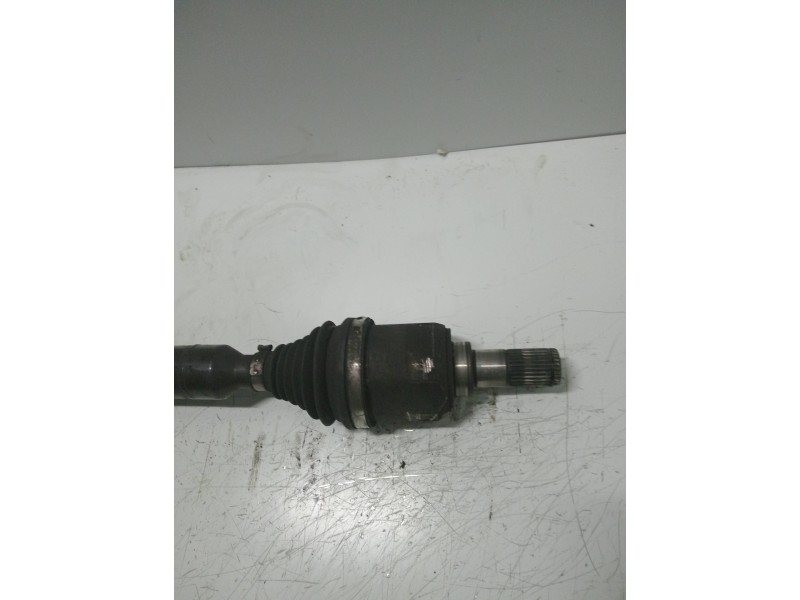 Recambio de transmision delantera derecha para kia cee´d sporty wagon drive referencia OEM IAM   