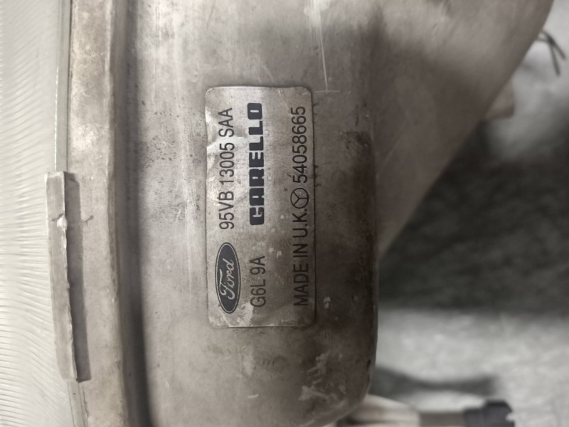Recambio de faro derecho para ford transit, combi/bus 86/92 combi ft 100 largo referencia OEM IAM 95VB13005SAA  
