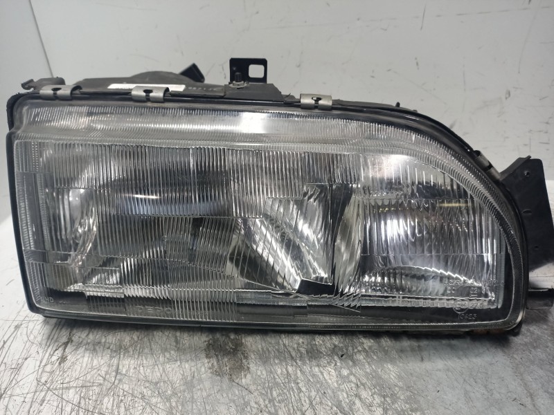 Recambio de faro derecho para ford sierra berlina 2.0 cat referencia OEM IAM   