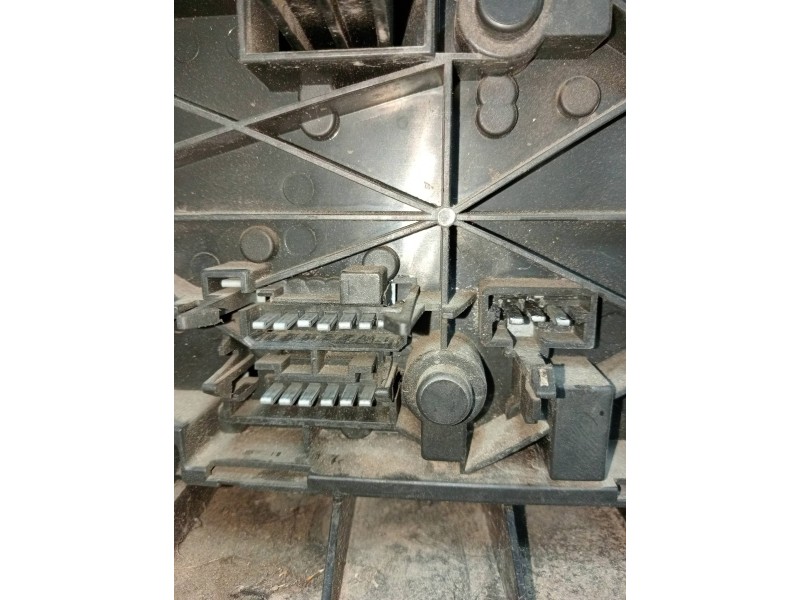 Recambio de piloto trasero izquierdo para citroen bx berlina 1.4 (150j) referencia OEM IAM   