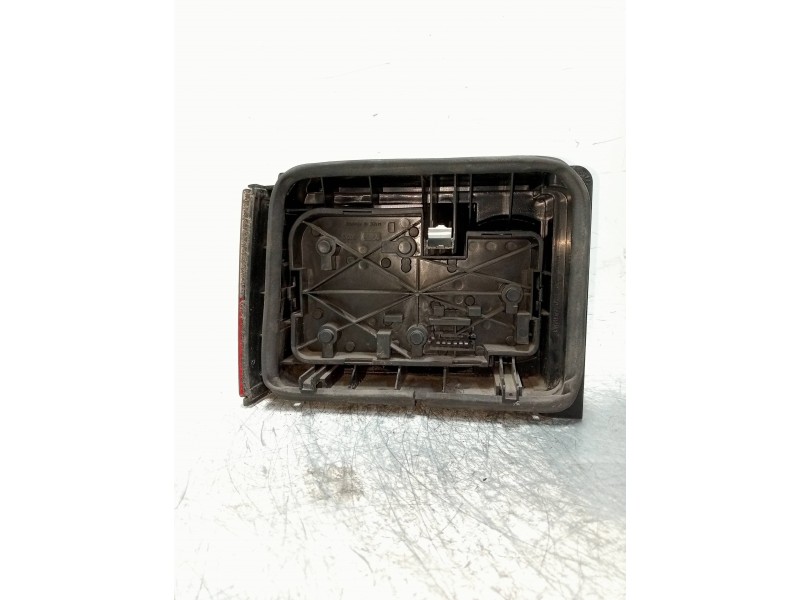 Recambio de piloto trasero derecho para citroen bx berlina 14 re classic referencia OEM IAM   