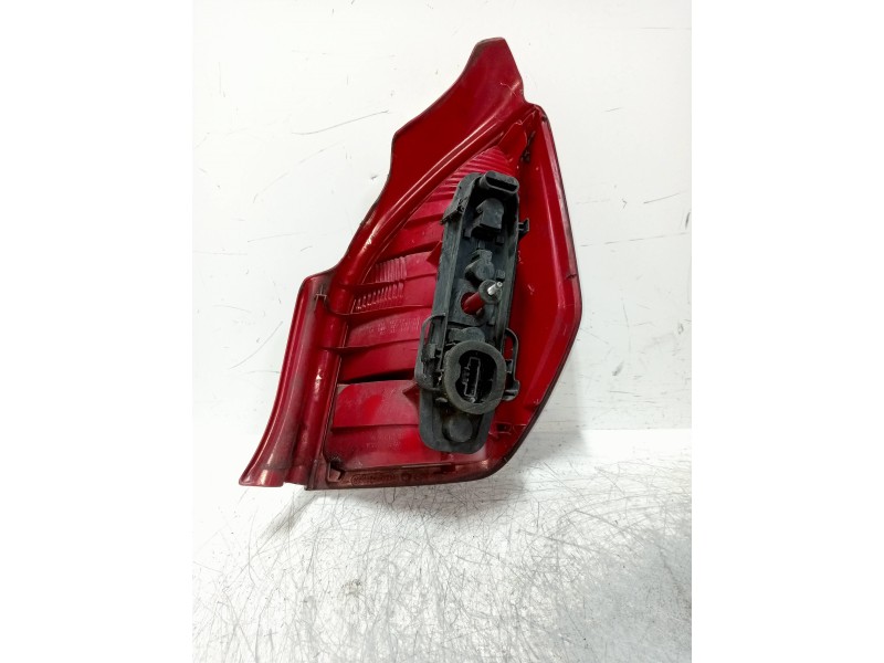 Recambio de piloto trasero izquierdo para citroen c2 sx referencia OEM IAM 2021101020 4050025 