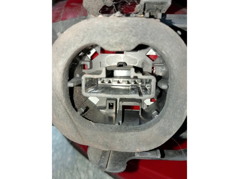 Recambio de piloto trasero izquierdo para citroen c2 sx referencia OEM IAM 2021101020 4050025 