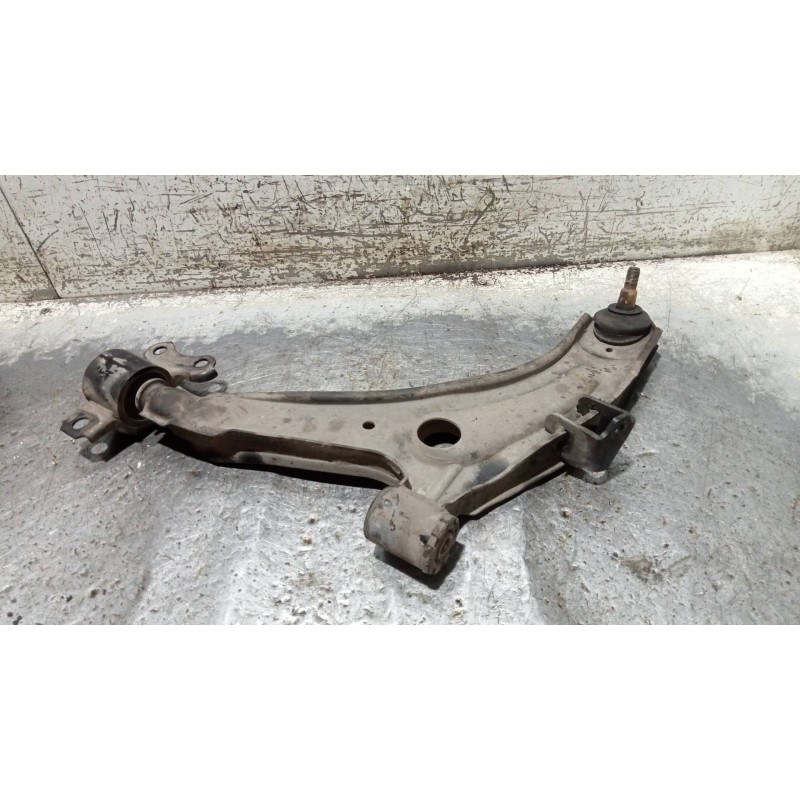 Recambio de brazo suspension inferior delantero izquierdo para hyundai lantra berlina (rd) 1.9 d gls referencia OEM IAM   