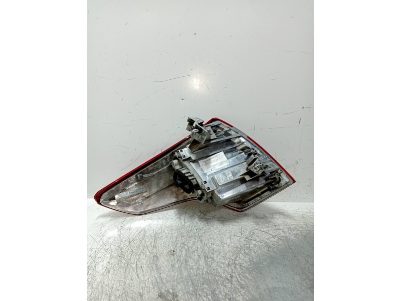 Recambio de piloto trasero derecho para citroen c4 picasso 1.6 16v hdi fap referencia OEM IAM   