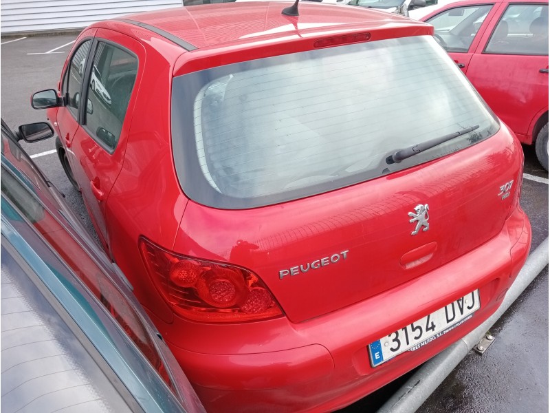 peugeot 307 berlina (s2) del año 2006