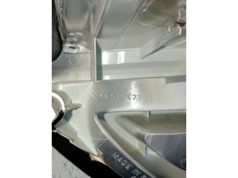 Recambio de piloto trasero izquierdo interior para citroen c4 picasso referencia OEM IAM 9653547777   Recambio de piloto trasero izquierdo interior para citroen c4 picasso referencia OEM IAM 9653547777