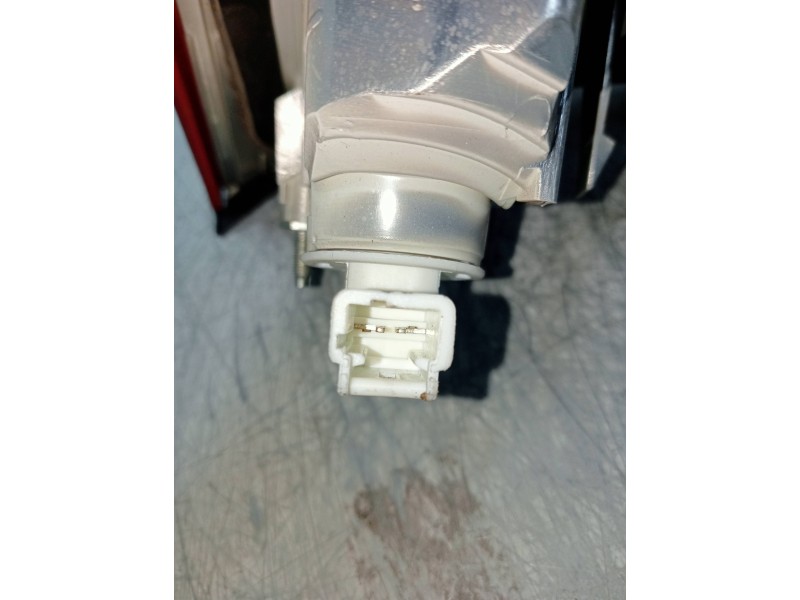 Recambio de piloto trasero derecho interior para citroen c4 picasso sx referencia OEM IAM 9653547677  