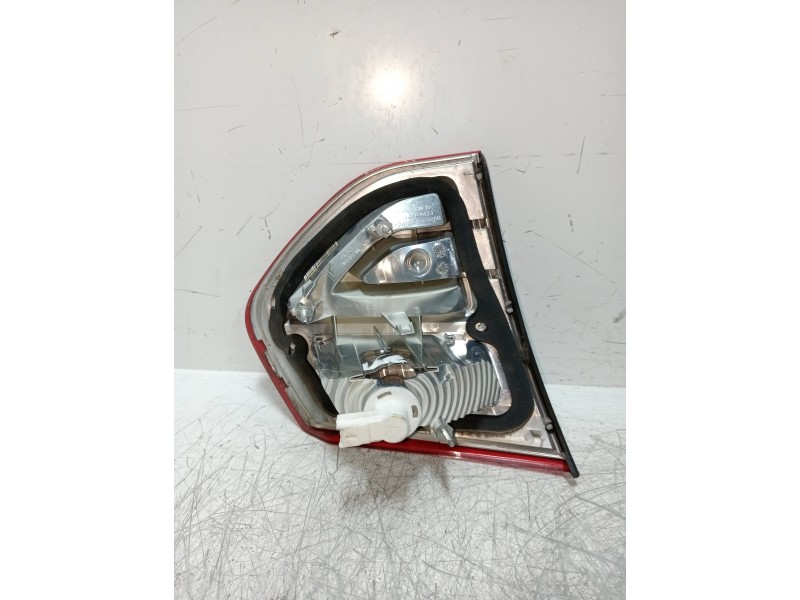 Recambio de piloto trasero derecho interior para citroen c4 picasso sx referencia OEM IAM 9653547677  