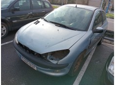 peugeot 206 berlina del año 2002