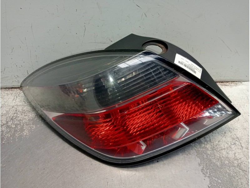 Recambio de piloto trasero izquierdo para opel astra gtc cosmo referencia OEM IAM   