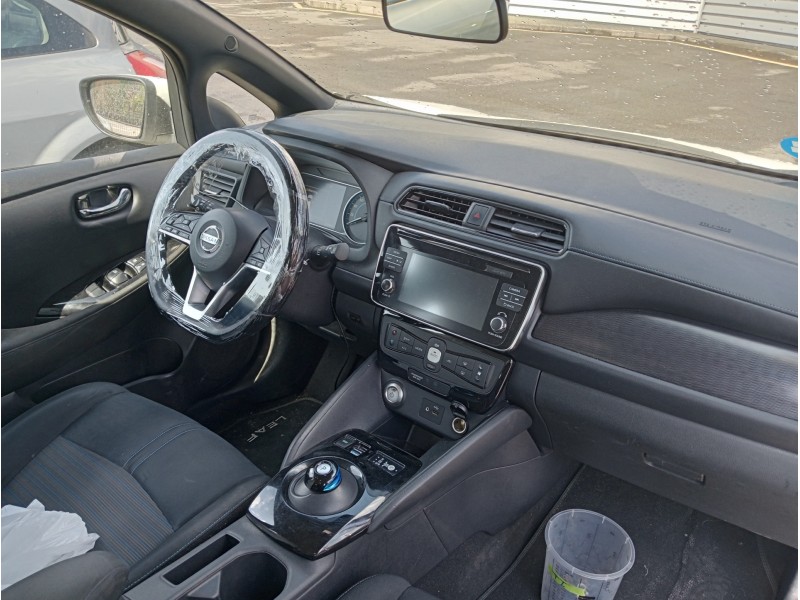 nissan leaf del año 2018