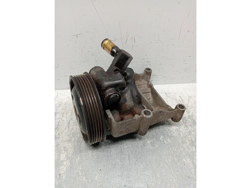 Recambio de bomba direccion para ford fiesta berlina ghia referencia OEM IAM   