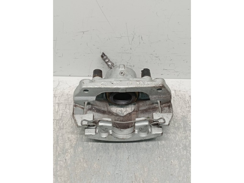 Recambio de pinza freno delantera izquierda para renault zoe referencia OEM IAM   