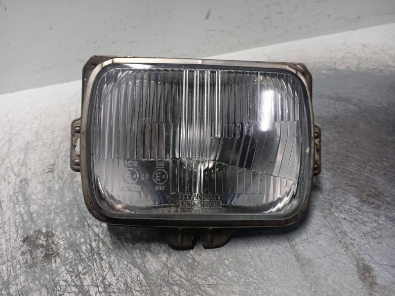 Recambio de faro derecho para honda prelude (ba4) referencia OEM IAM   