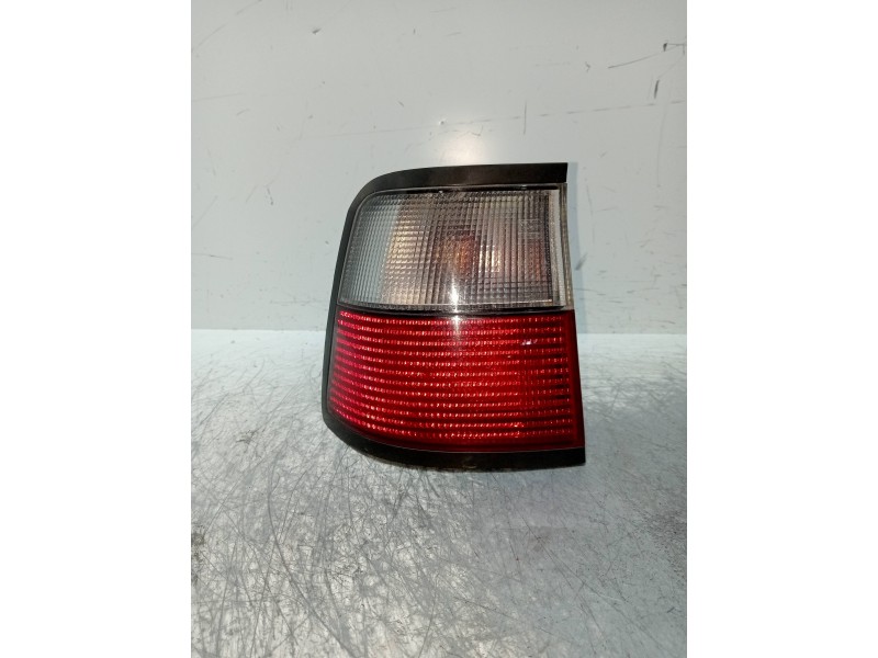 Recambio de piloto trasero izquierdo para citroen xantia break 1.9 turbodiesel referencia OEM IAM   