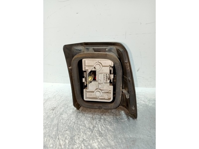 Recambio de piloto trasero izquierdo para citroen xantia break 1.9 turbodiesel referencia OEM IAM   