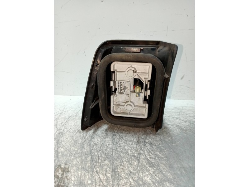 Recambio de piloto trasero derecho para citroen xantia break 1.9 turbodiesel referencia OEM IAM   