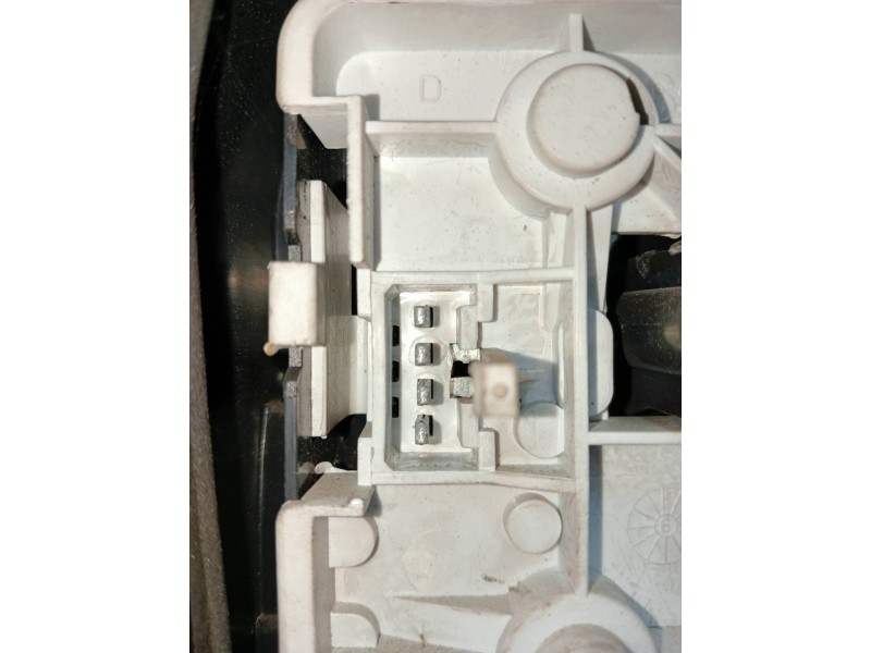 Recambio de piloto trasero derecho para citroen xantia break 1.9 turbodiesel referencia OEM IAM   