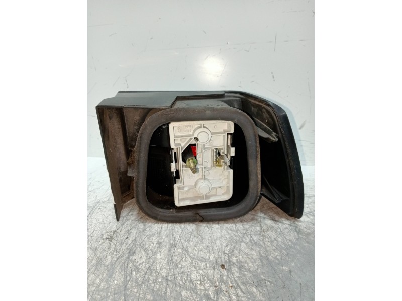 Recambio de piloto trasero izquierdo para citroen xantia berlina 1.9 d x referencia OEM IAM   