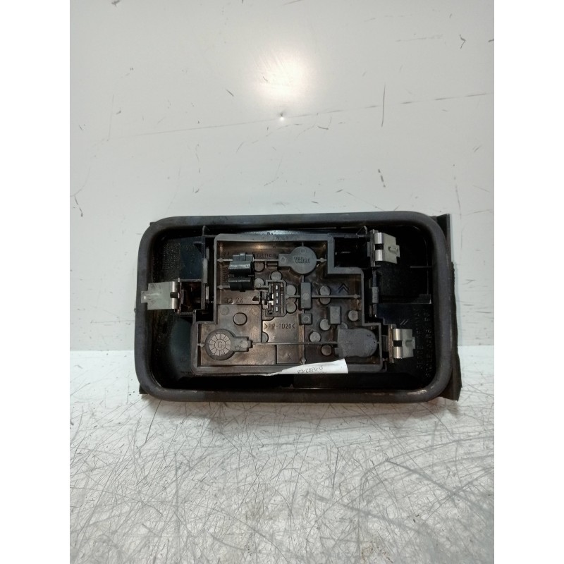 Recambio de piloto trasero izquierdo interior para citroen xantia berlina 1.9 td seduction referencia OEM IAM   