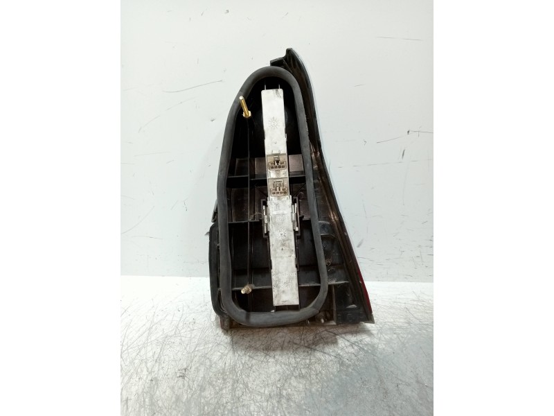 Recambio de piloto trasero derecho para citroen xm berlina 2.1 diesel (p9a) referencia OEM IAM    Recambio de piloto trasero derecho para citroen xm berlina 2.1 diesel (p9a) referencia OEM IAM