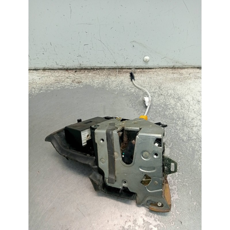 Recambio de motor cierre centralizado delantero izquierdo para bmw serie 5 berlina (e39) 520d referencia OEM IAM 40620751  5P