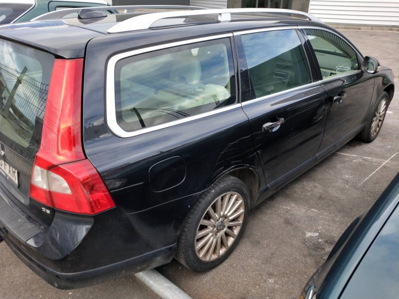 volvo v70 familiar del año 2007