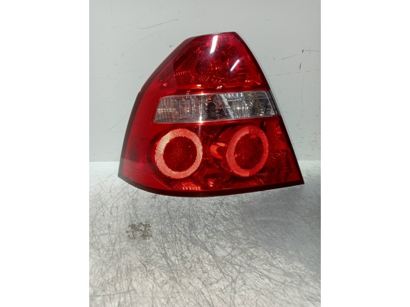 Recambio de piloto trasero izquierdo para chevrolet aveo 1.4 cat referencia OEM IAM   