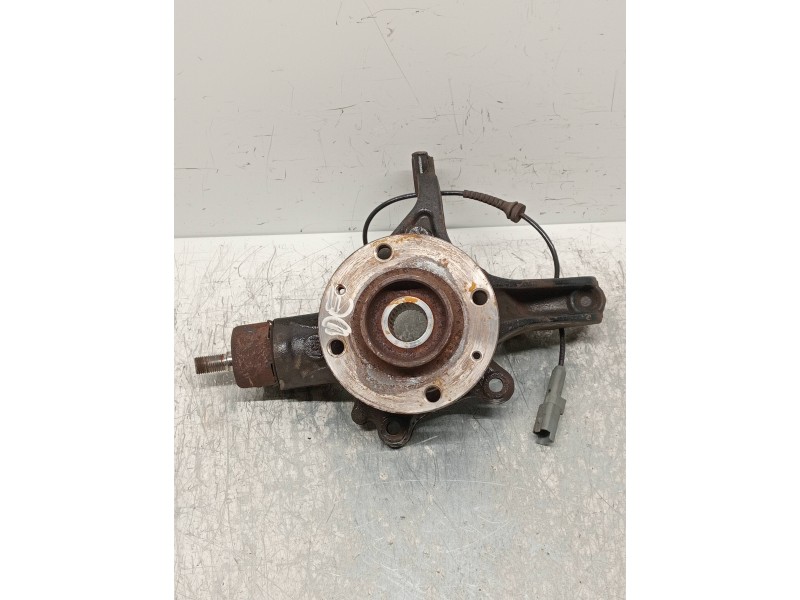 Recambio de mangueta delantera derecha para citroen ds4 design referencia OEM IAM   