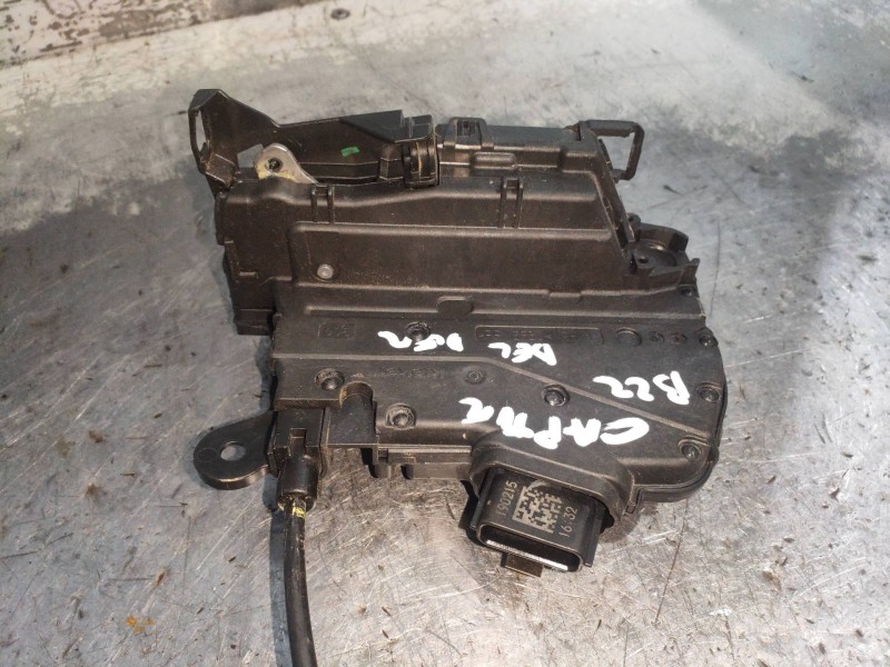 Recambio de motor cierre centralizado delantero derecho para renault captur helly hansen referencia OEM IAM 805022764R  