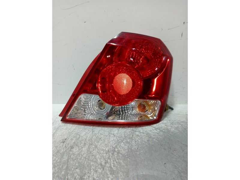 Recambio de piloto trasero derecho para chevrolet kalos 1.2 cat referencia OEM IAM   