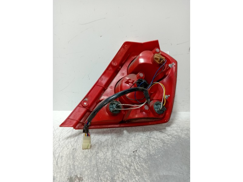 Recambio de piloto trasero izquierdo para chevrolet kalos 1.4 se referencia OEM IAM   