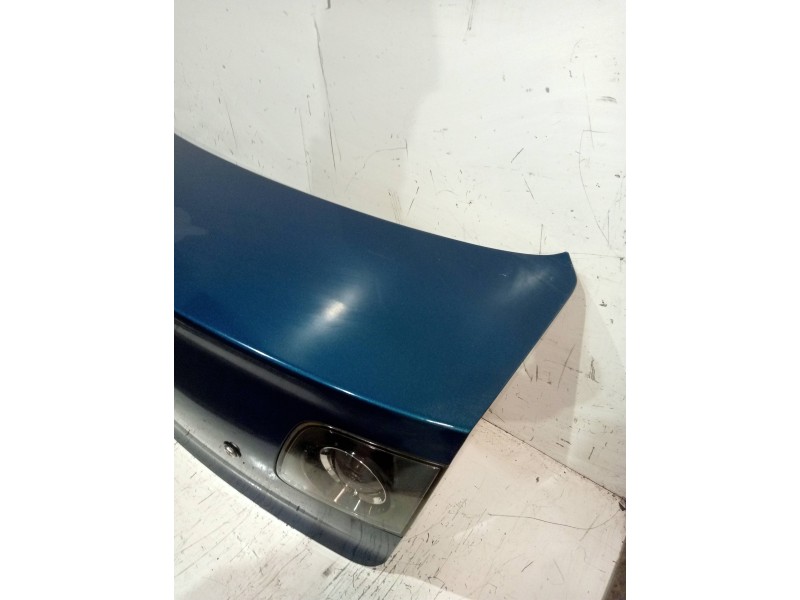 Recambio de tapa maletero para mazda 3 berlina (bk) 1.6 crdt active referencia OEM IAM   
