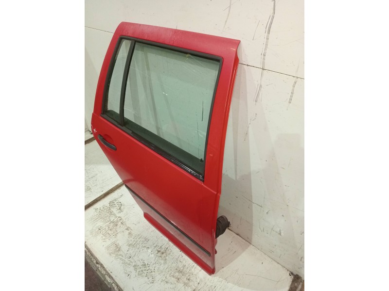 Recambio de puerta trasera derecha para volkswagen golf iv variant (1j5) conceptline referencia OEM IAM   5P